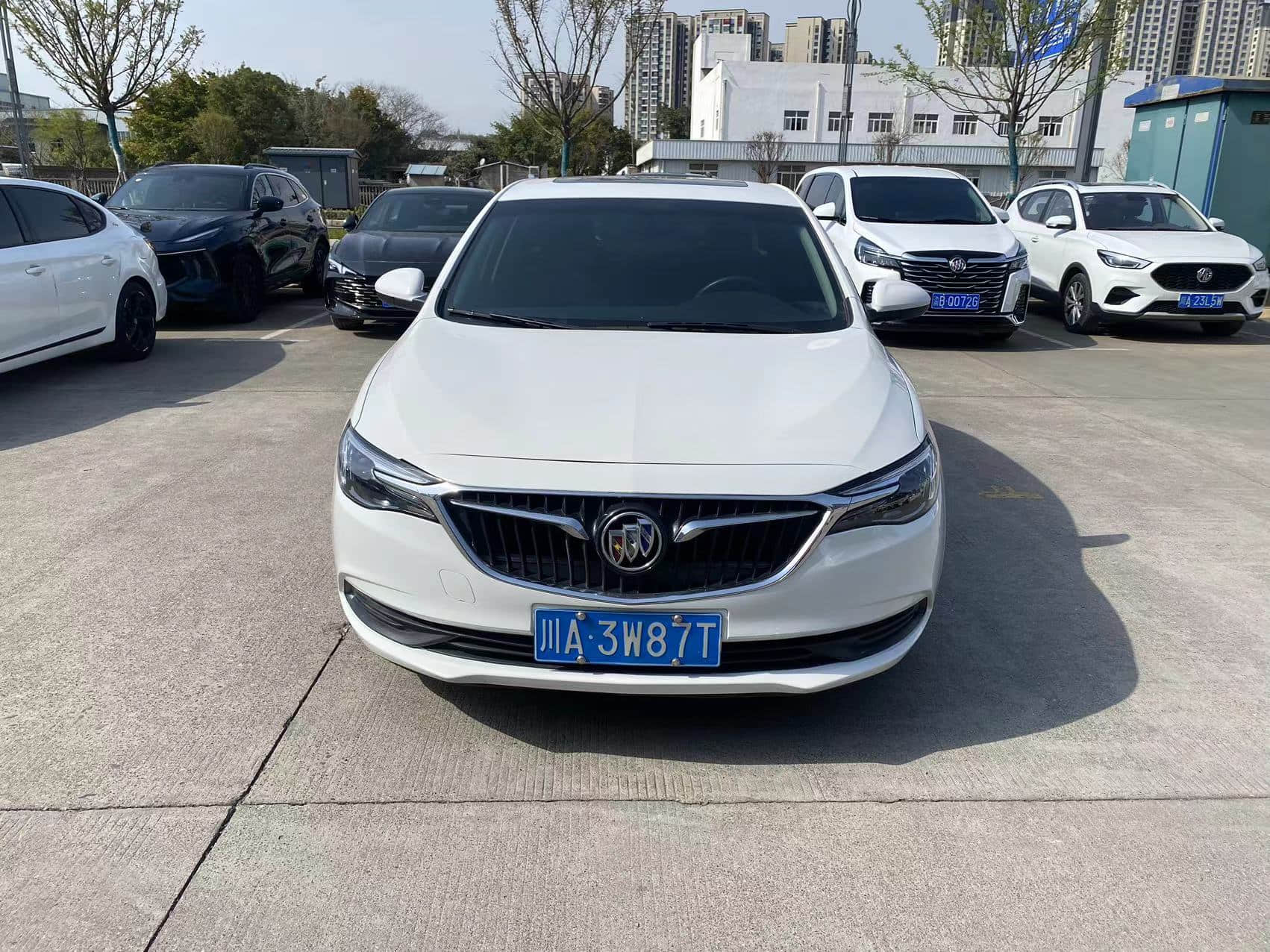 Cheap Used Buick Excelle 2021 1.5L white Automatic Gasoline sedan Voiture d'occasion Second Hand Used Cars For Sale From China