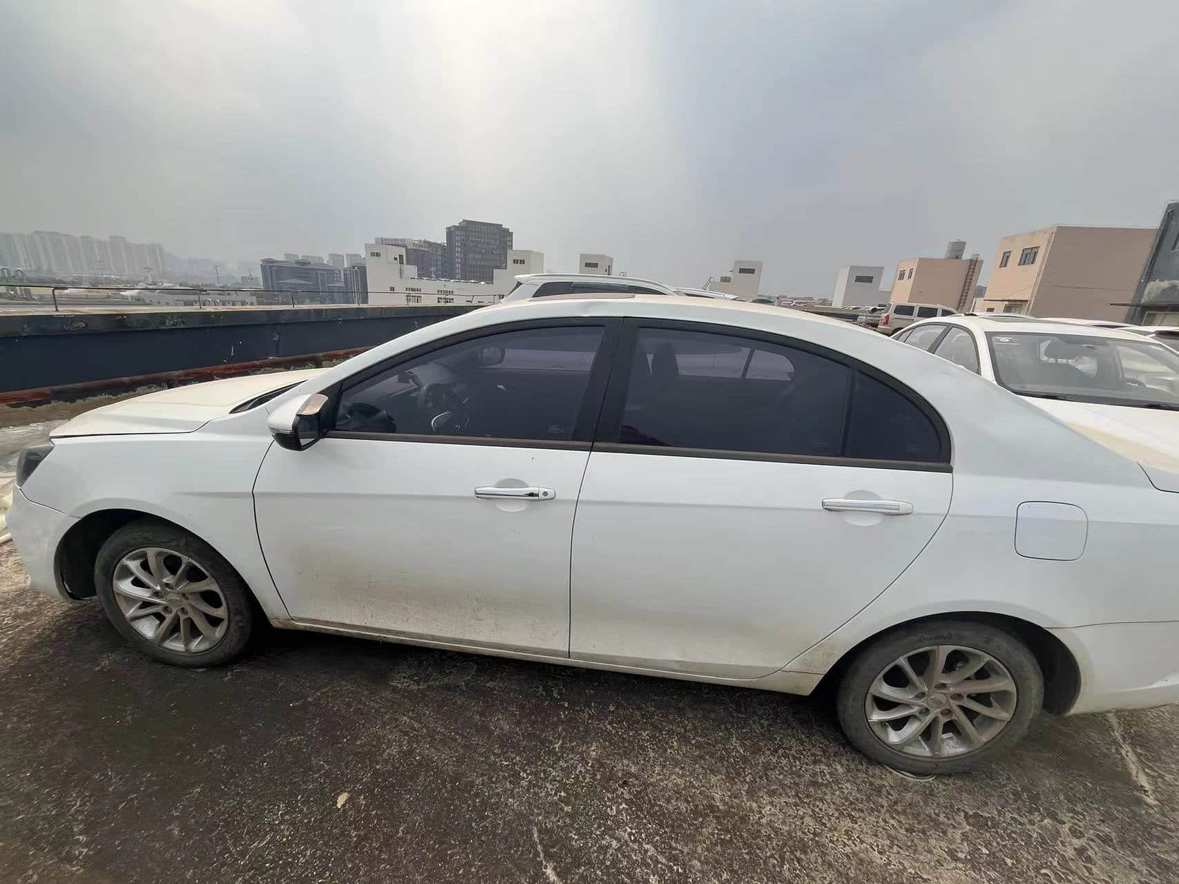 High Quality Used Geely Emgrand 2021 UP 1.5L White Manual Gasoline Sedan Voiture Occasion pas Cher Second Hand Used Cars For Sale