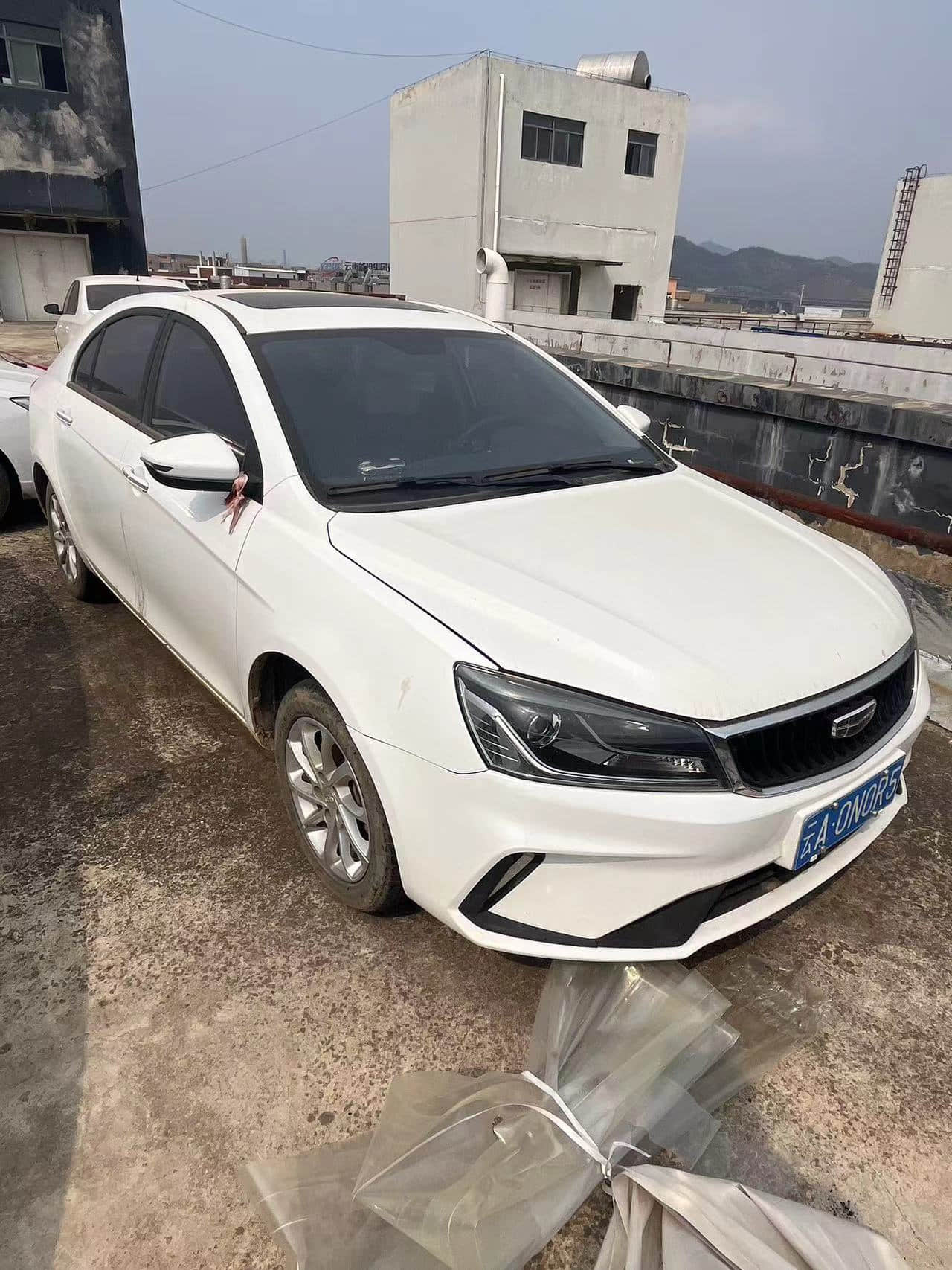 High Quality Used Geely Emgrand 2021 UP 1.5L White Manual Gasoline Sedan Voiture Occasion pas Cher Second Hand Used Cars For Sale