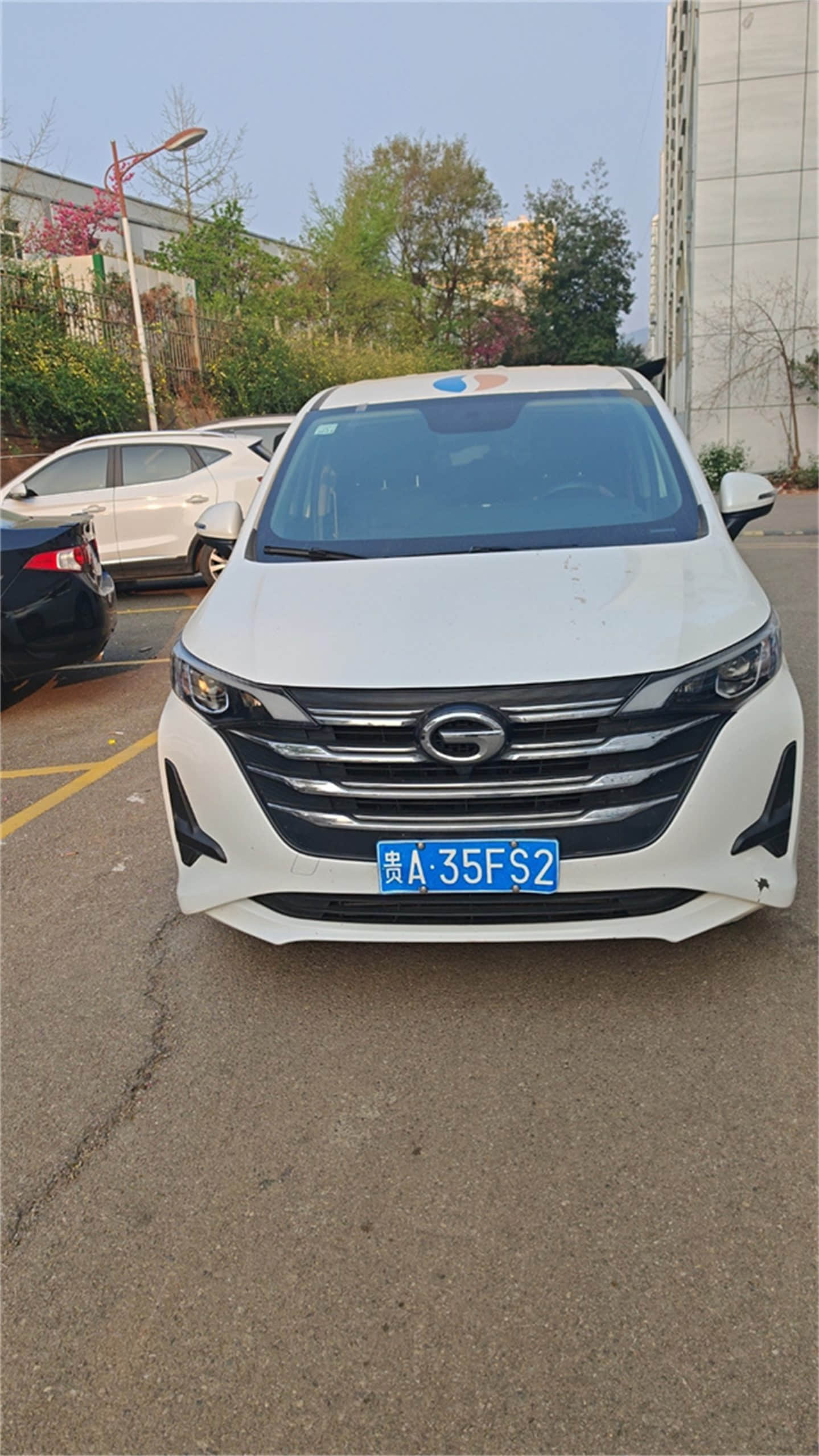 High Quality Used GAC Trumpchi 2021 270T white Automatic Gasoline MPV Voiture d'occasion Second Hand Used Cars For Sale From China