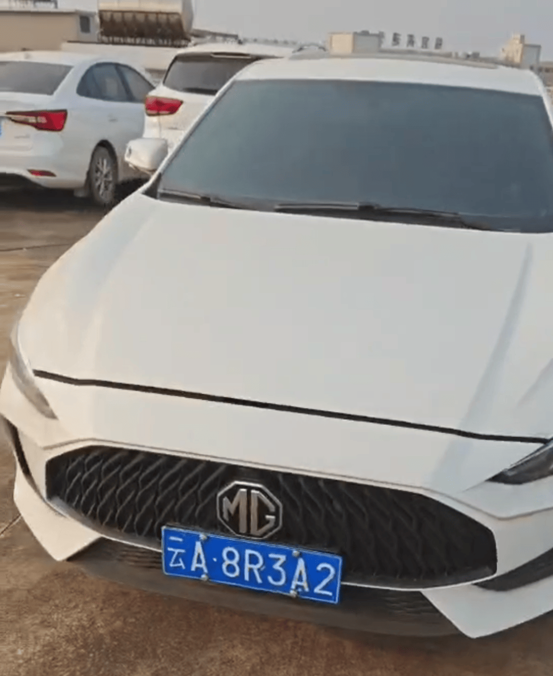 Cheap Used MG 5 2021 180DVVT CVT White Automatic Gasoline sedan Voiture occasion pas cher Second Hand Used Cars For Sale From China