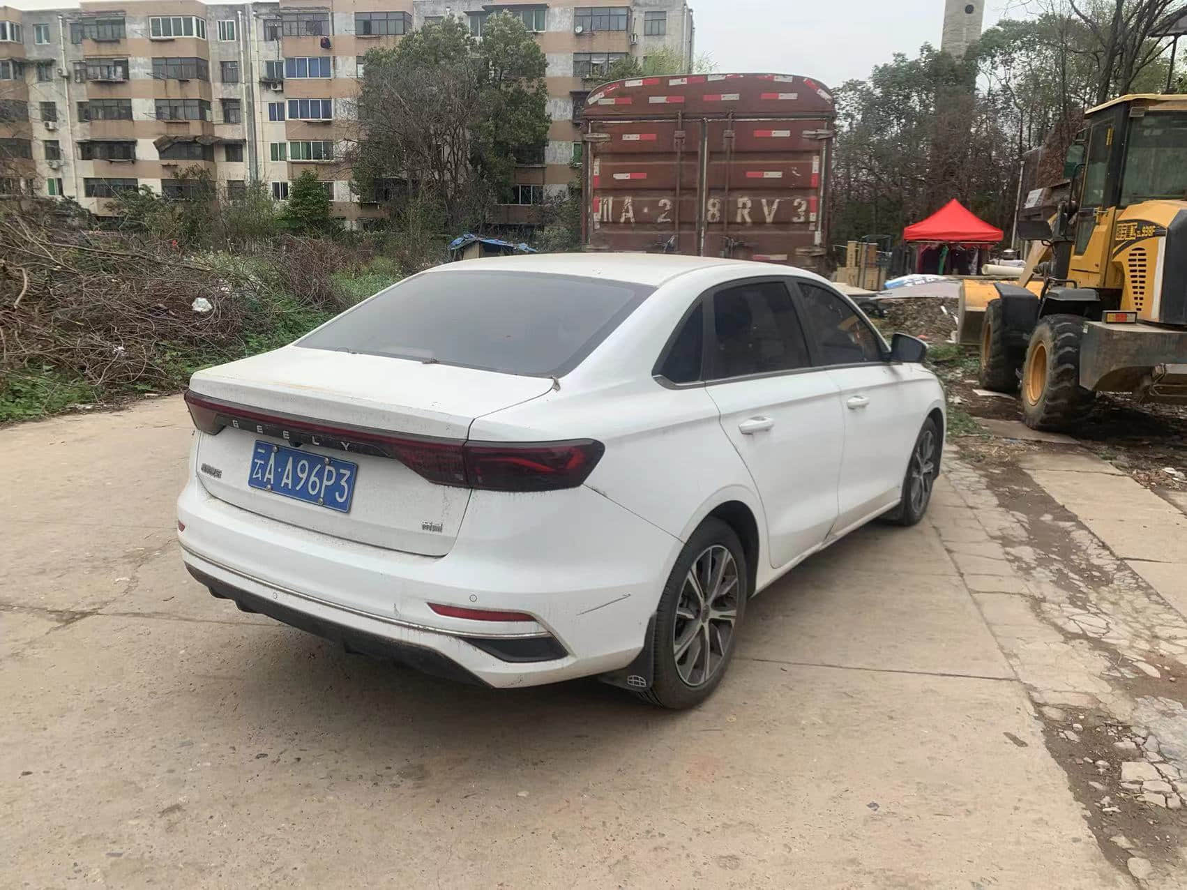 High Quality Used Geely Emgrand 2022 Fourth 1.5L CVT White Automatic Gasoline Sedan Voiture d'occasion pas cher Second Hand Used Cars For Sale From China