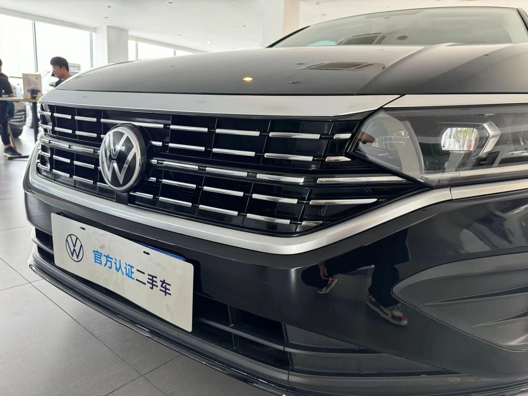 Flash sale China Cheap Second Hand Sedan Volkswagen Passat 2020 Gasoline Car High Quality Adult Auto VW Passa-t used Cars