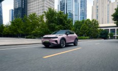 年轻人的第一辆车！领克06享“5年贷3年0息”购车福利