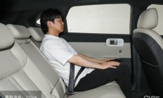 五菱星光S今日上市 预售价10.28-13.28万元