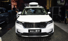 22万买起亚嘉华，搭2.0T+8AT，第三排能放平