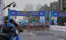 北京BJ30全力护航2024株洲马拉松激情开跑！