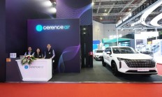 2025上海车展：赛轮思AI携手行业领军企业展示xUI——混合式、智能体化的AI助理平台
