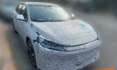 极狐全新轿车谍照曝光 采用最新家族设计 竞争秦PLUS EV